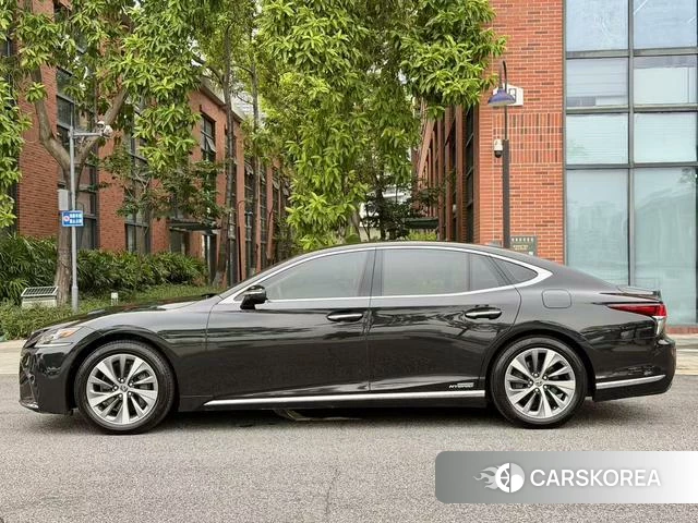 Lexus LS id 4221299 из Китая 12