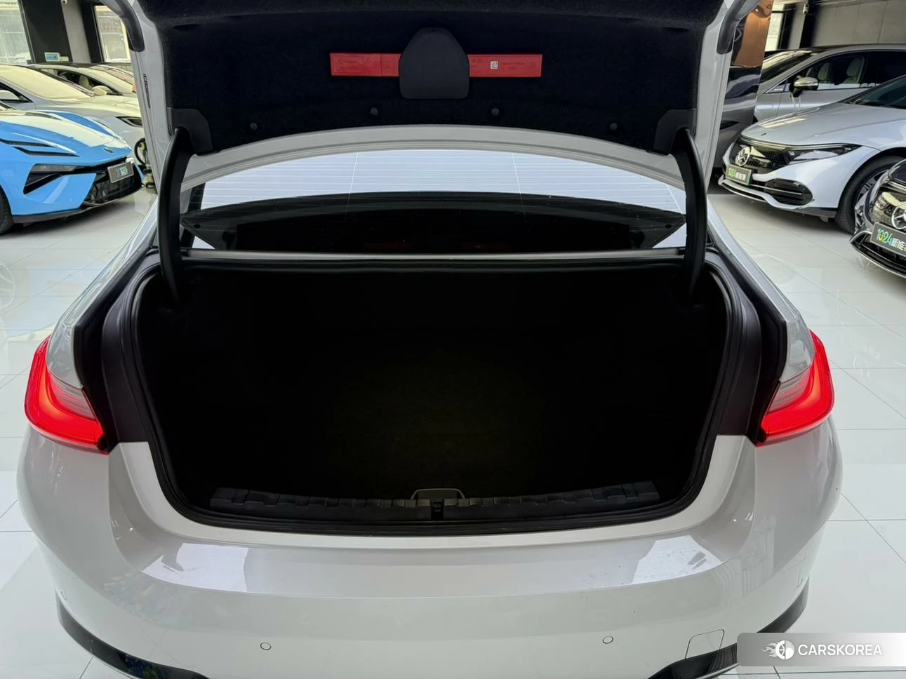 BMW i3 id 4440930 из Китая 8