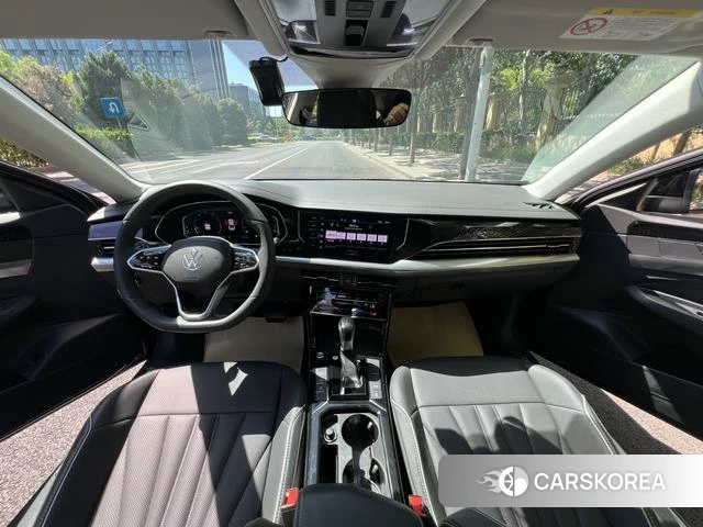 Volkswagen Passat id 4291388 из Китая 13
