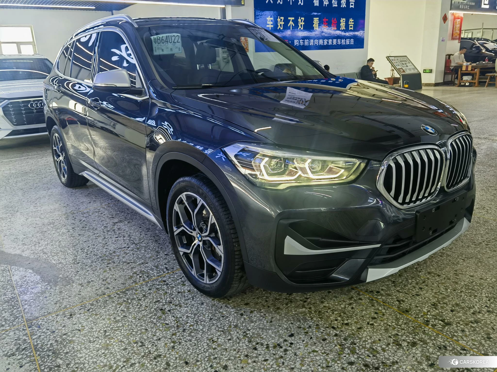 BMW X1 2021 Темно-серый из Китая, фото 4