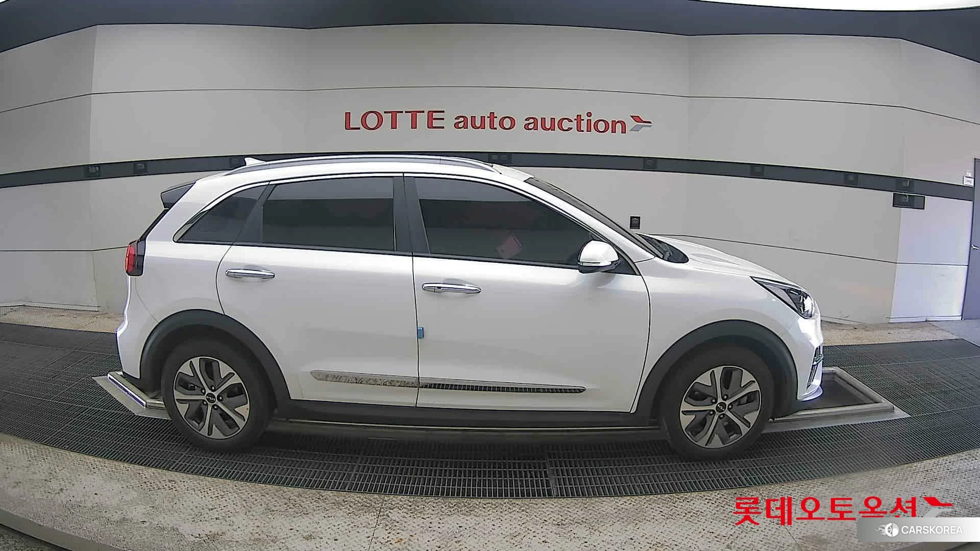 Kia Niro EV id 4289561 из Кореи 23