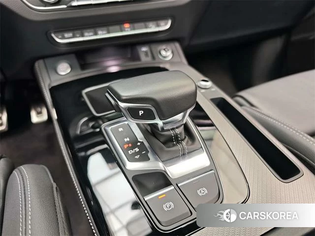 Audi Q5L id 4333702 из Китая 10