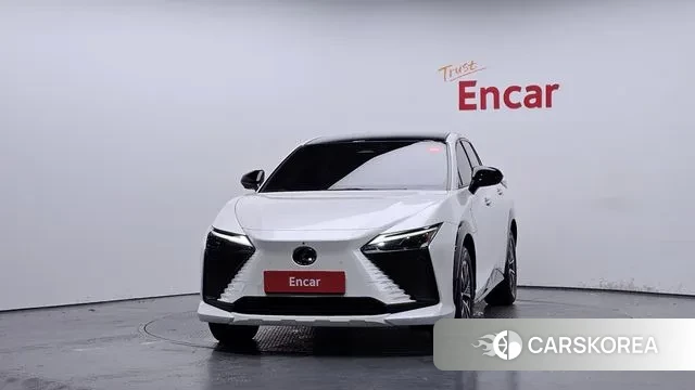 Lexus RZ450e id 3447221 из Кореи 13