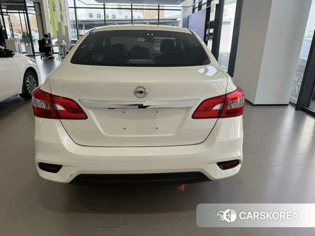Nissan Xuan Yi 2021 Белый из Китая, фото 6
