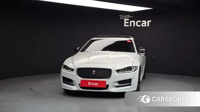 Jaguar XE id 3728438 из Кореи 13