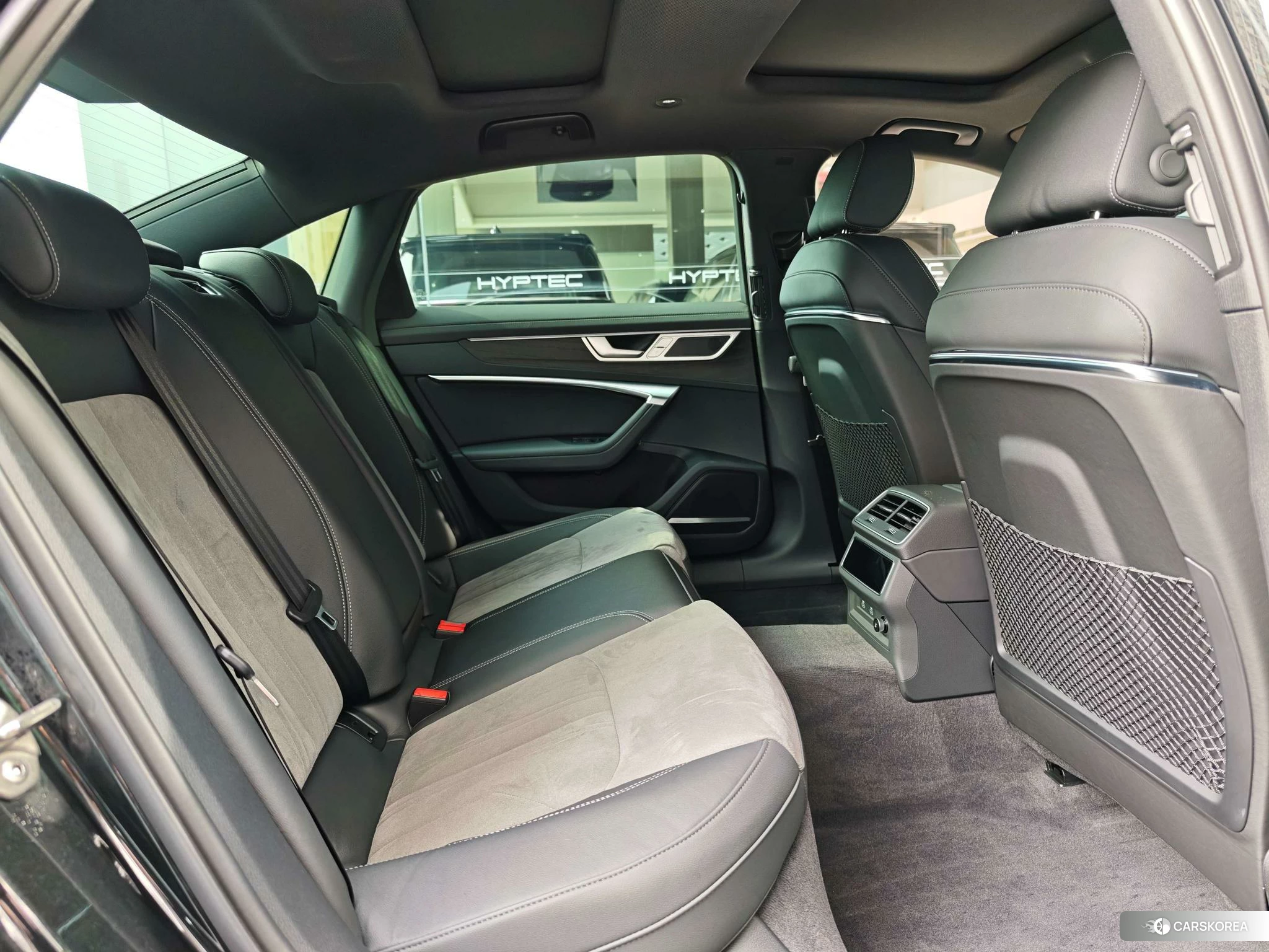 Audi A6L id 4440638 из Китая 10