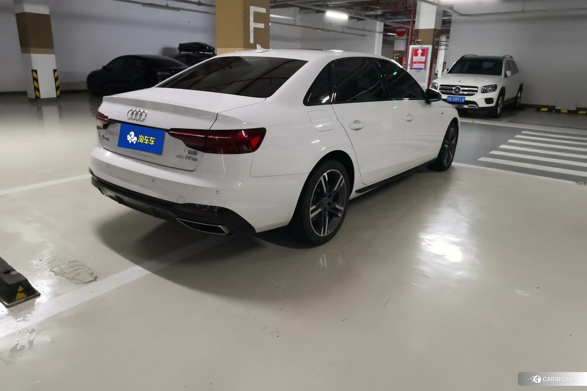 Audi A4L id 4473316 из Китая 10