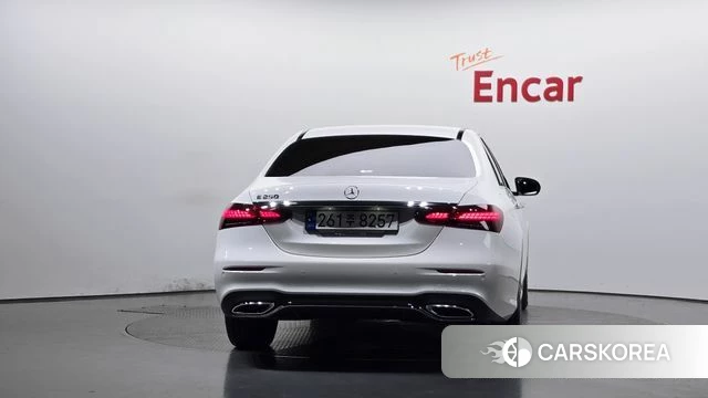 Mercedes-Benz E-Class W213 id 4579389 из Кореи 23