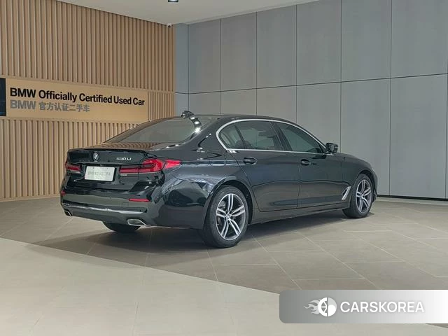 BMW 5 series 2021 Черный из Китая, фото 5