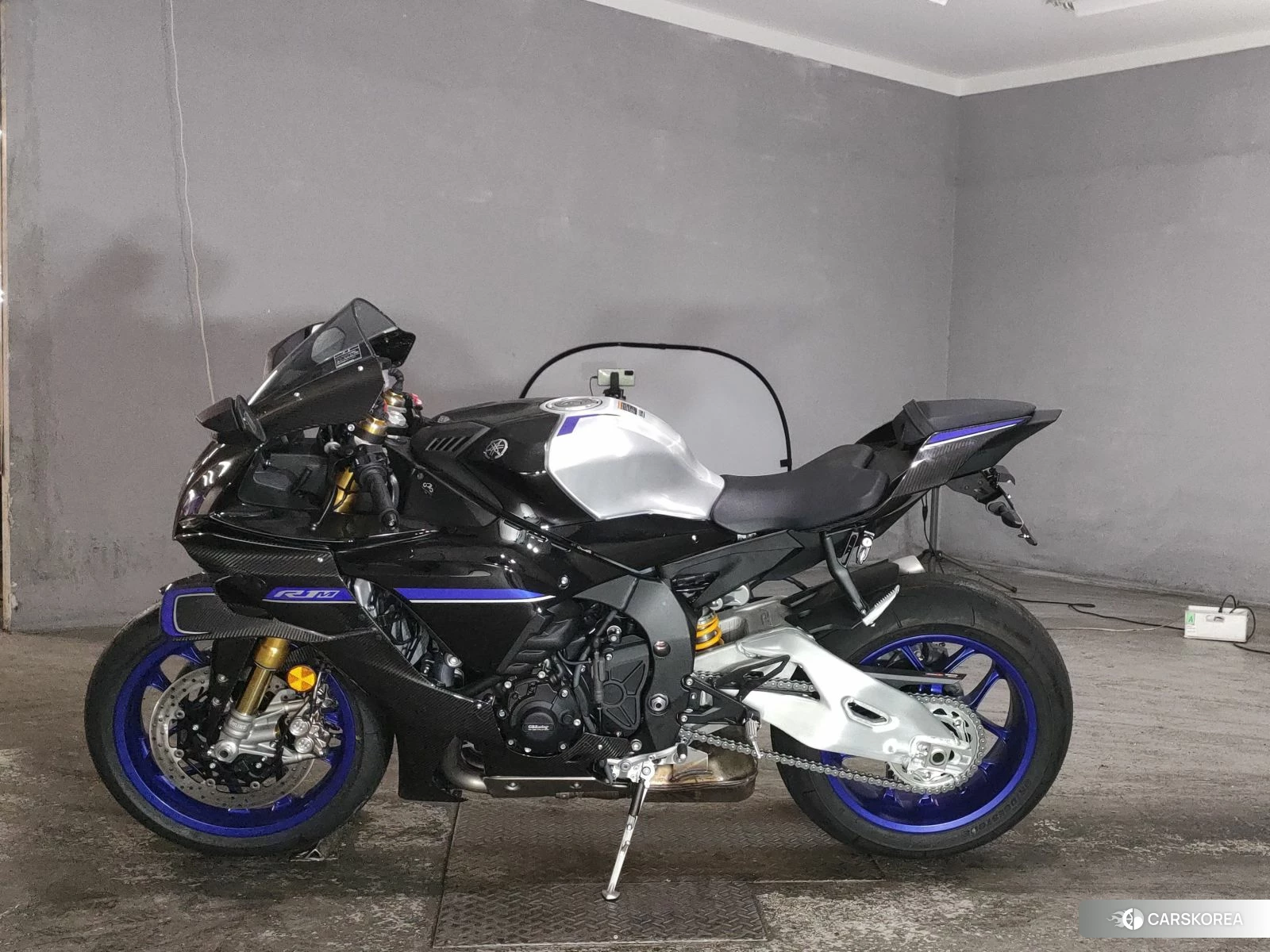 Yamaha YZF-R1M 2025 из Японии