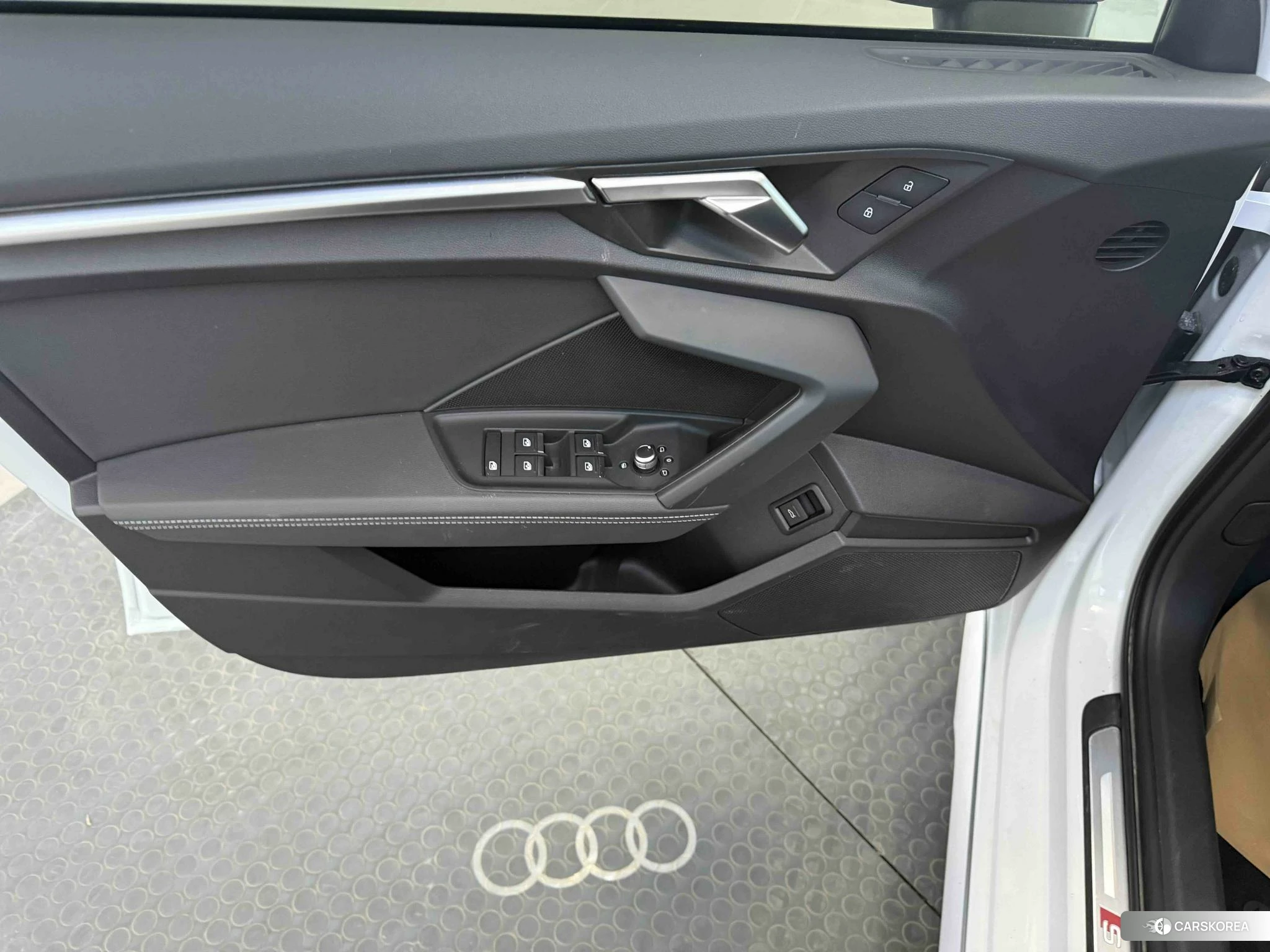 Audi A3 id 4515076 из Китая 16