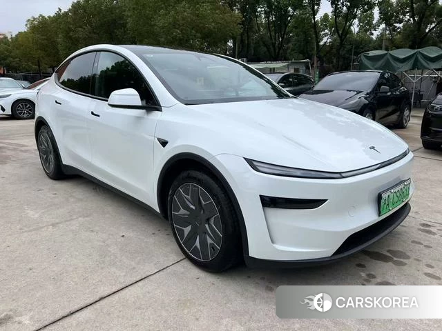 Tesla Model Y L 2025 Белый из Китая, фото 4