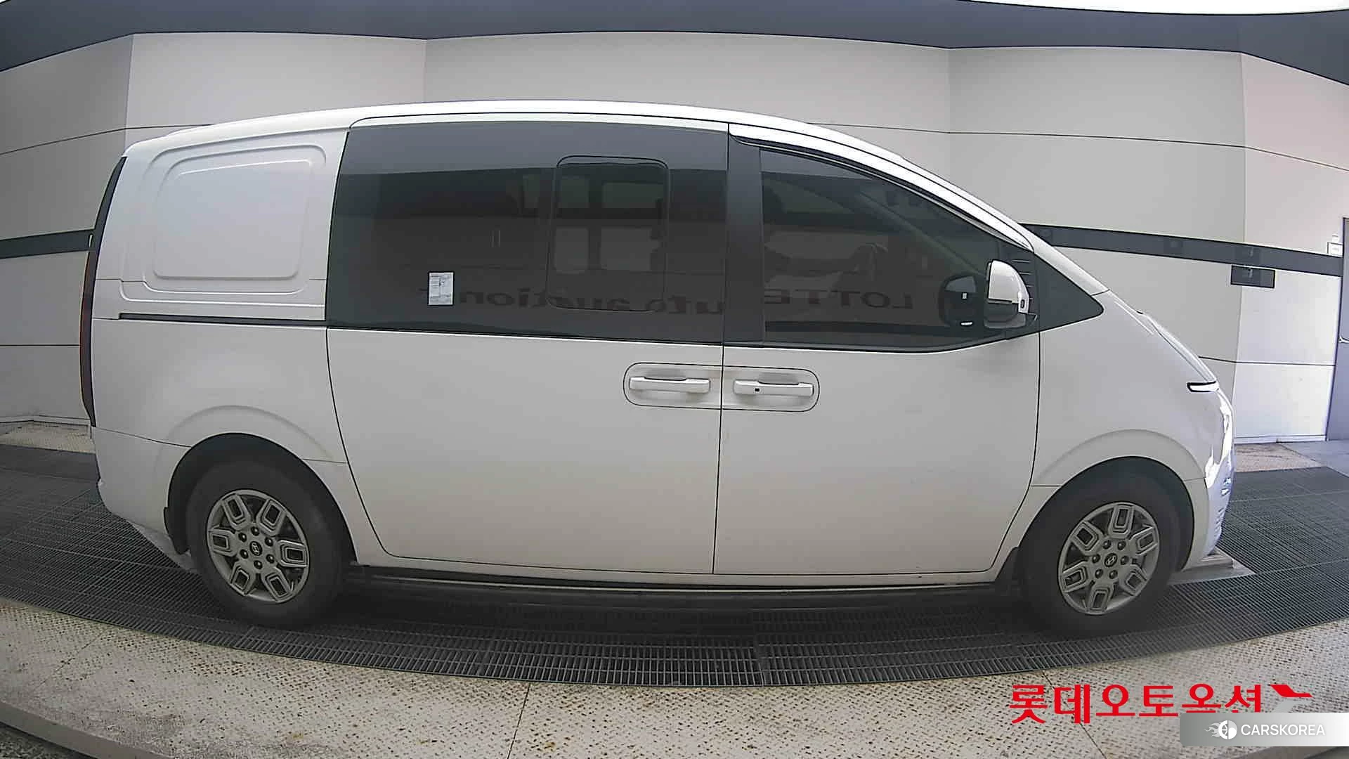 Hyundai Staria Hybrid id 4902398 из Кореи 23