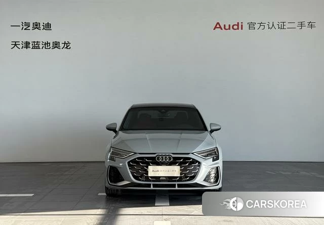 Audi A3 2024 Серебристо-серый из Китая, фото 3