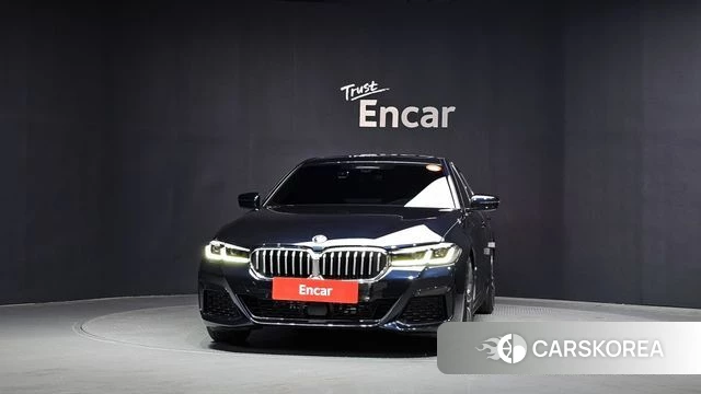 BMW 5 Series (G30) id 4506866 из Кореи 23