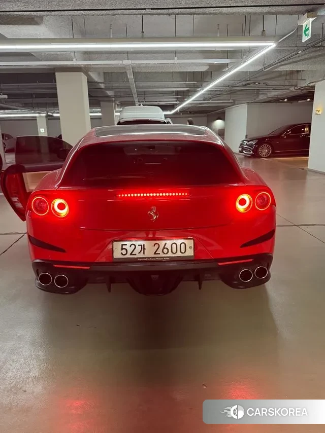 Ferrari GTC4 Russo 2018 Красный из Кореи, фото 3