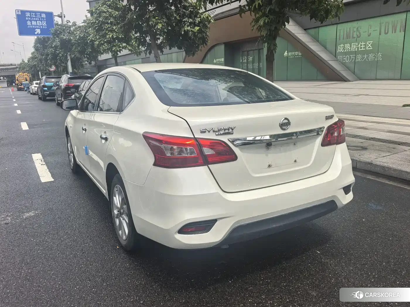 Nissan Sylphy 2022 Белый из Китая, фото 3