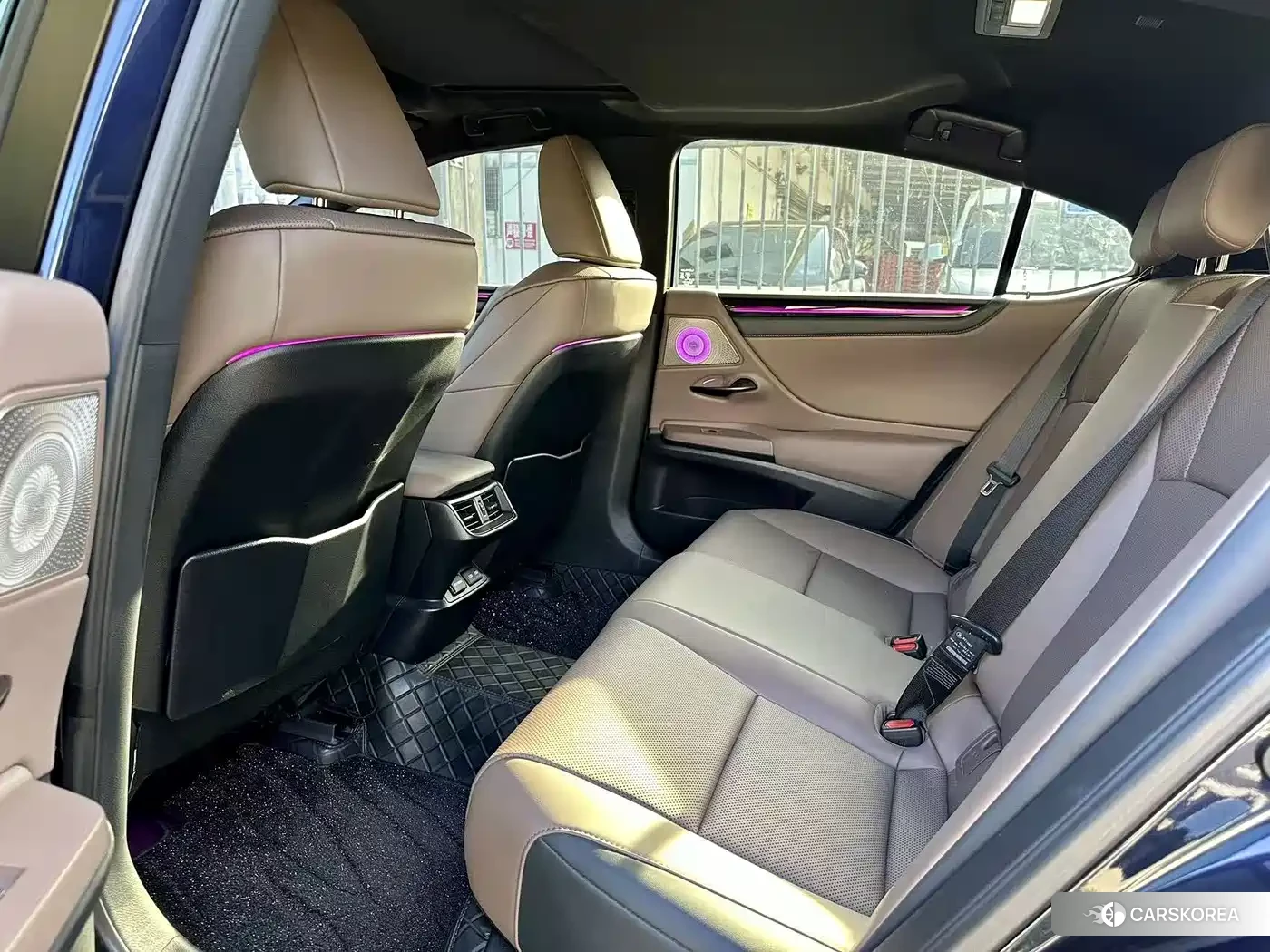 Lexus ES 2025 Черный из Китая, фото 3