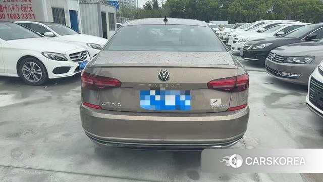 Volkswagen Passat 2021 Шампань из Китая, фото 4