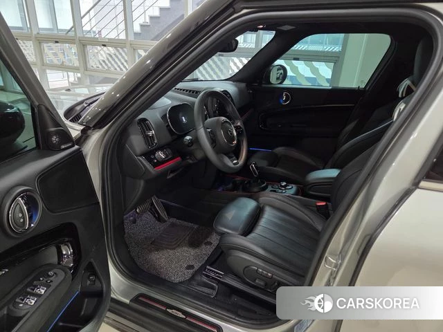 Mini Cooper S Countryman 2023 Серебряный из Кореи, фото 3