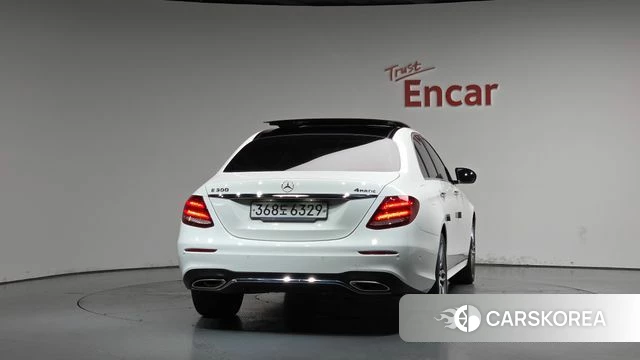Mercedes-Benz E-Class W213 id 4609914 из Кореи 23