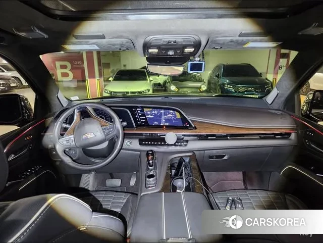 Cadillac Escalade 5th Generation 2023 Черный из Кореи, фото 3