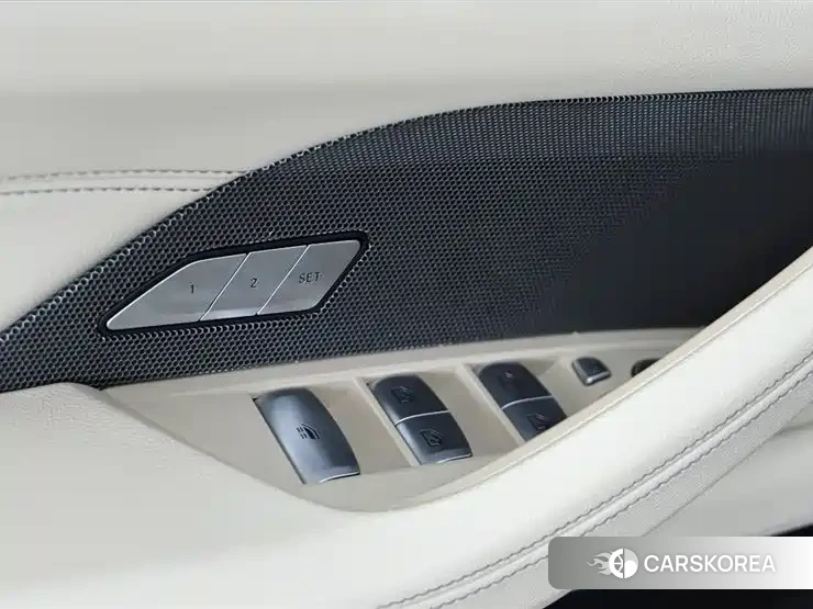 BMW 4 series id 4538956 из Китая 22