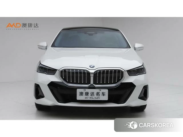 BMW 5 series 2025 Белый из Китая, фото 3