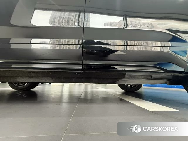 Audi Q5L id 4256992 из Китая 20