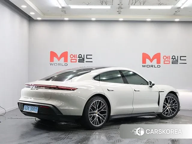 Porsche Taycan id 3031630 из Кореи 13