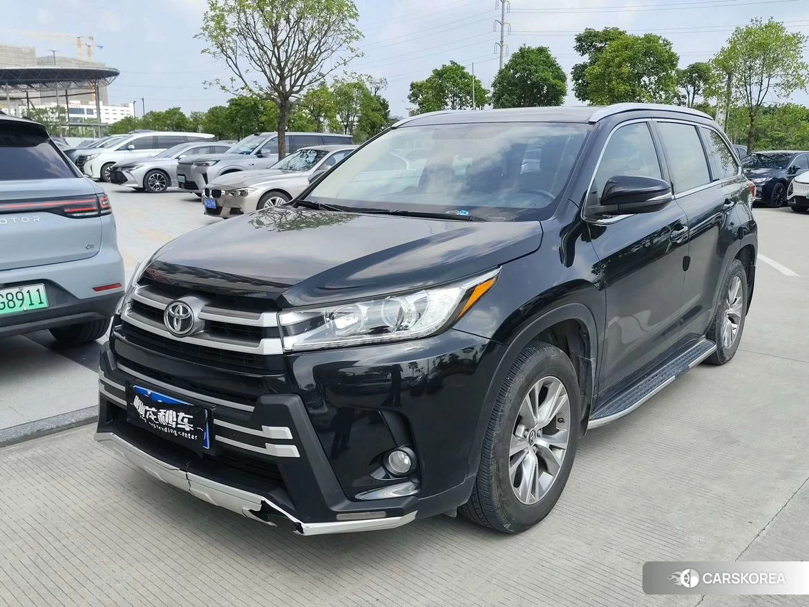 Toyota Highlander 2021 Черный из Китая, фото 3