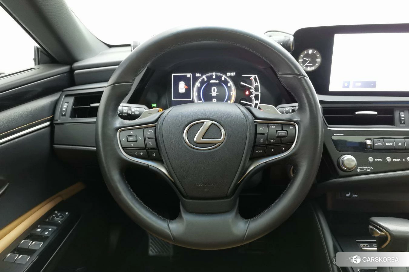 Lexus ES id 4455598 из Китая 17