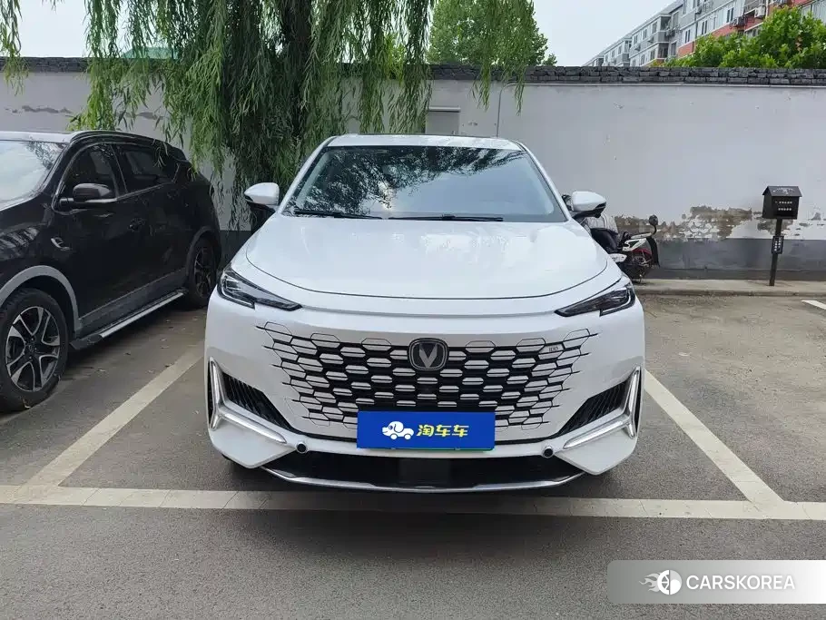 Chang'an UNI-K Smart iDD id 4628297 из Китая 9