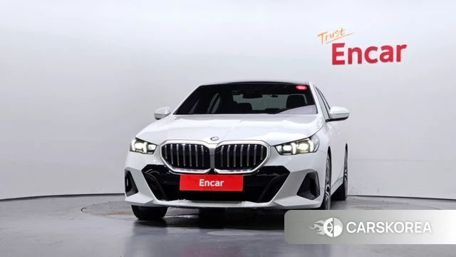 BMW 5 Series (G60) id 4645231 из Кореи 23