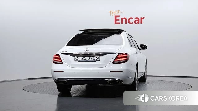 Mercedes-Benz E-Class W213 id 4849677 из Кореи 23