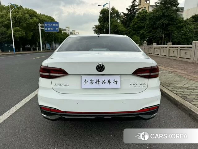 Volkswagen Lavida 2025 Белый из Китая, фото 6
