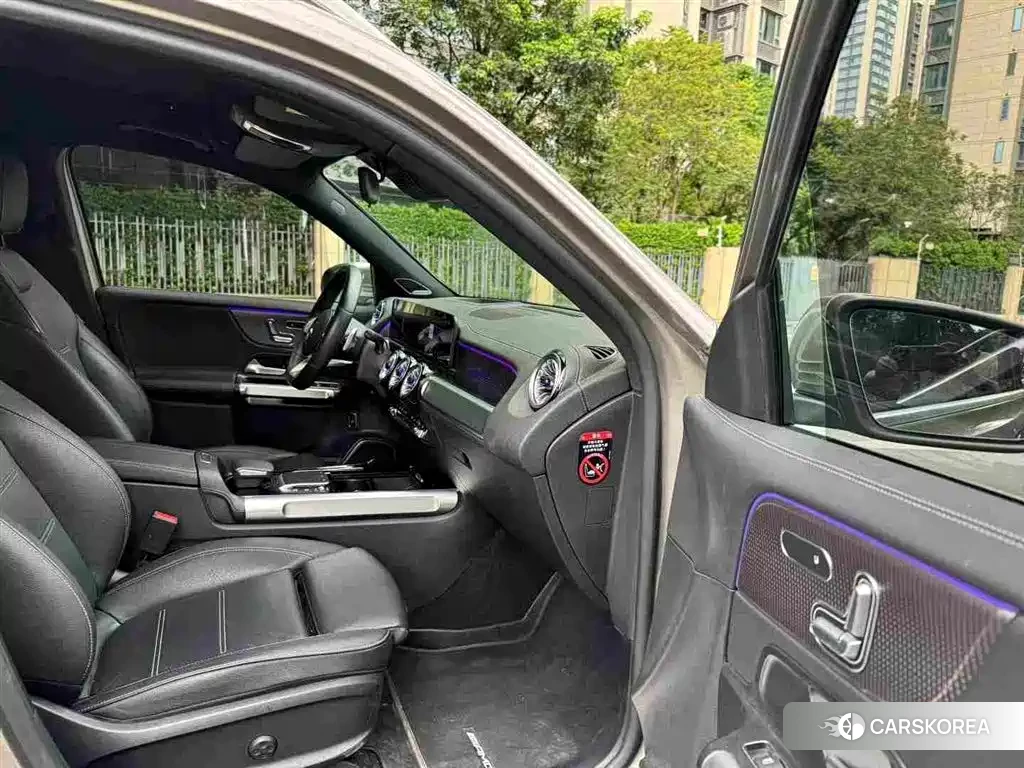 Mercedes-Benz EQB 2022 Champagne/brown из Китая, фото 3