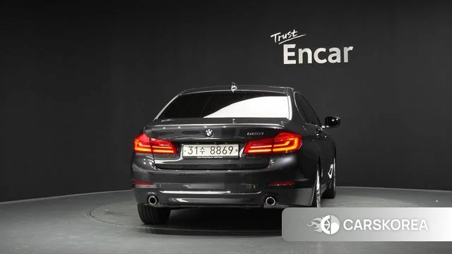 BMW 5 Series (G30) id 4490663 из Кореи 23