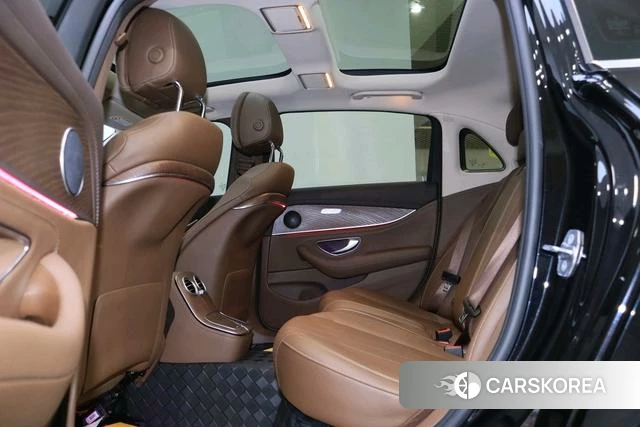 Mercedes-Benz E-class id 4255903 из Китая 13