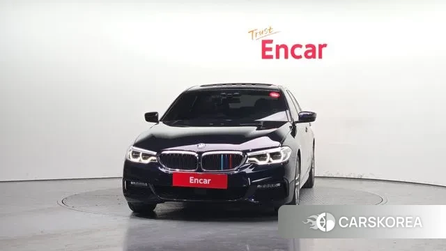 BMW 5 Series (G30) id 3667065 из Кореи 13