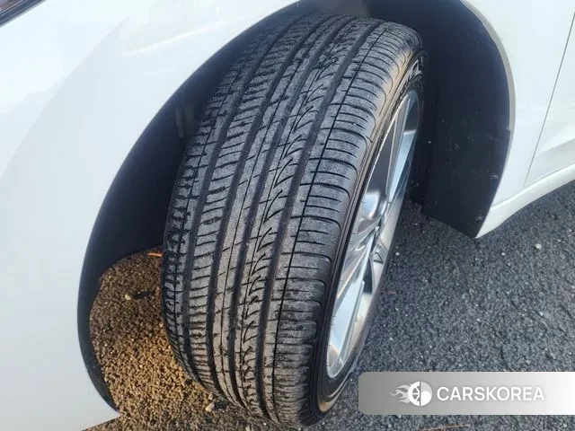 Hyundai Avante AD id 3571123 из Кореи 7