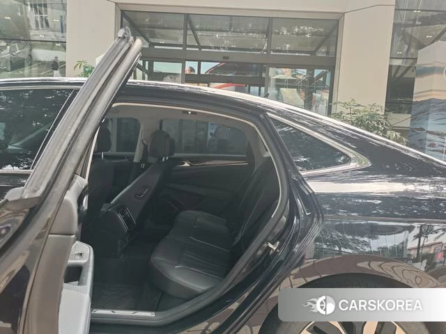 Volkswagen Passat 2024 Черный из Китая, фото 5