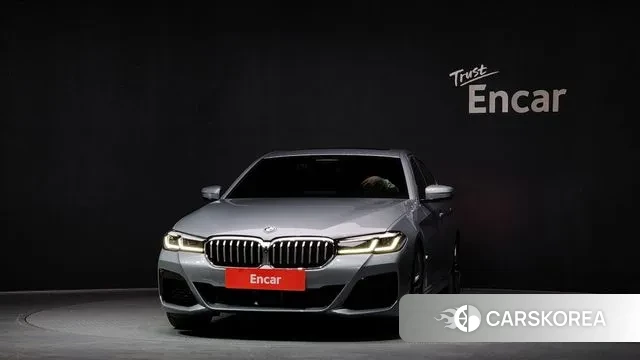 BMW 5 Series (G30) id 3763951 из Кореи 13