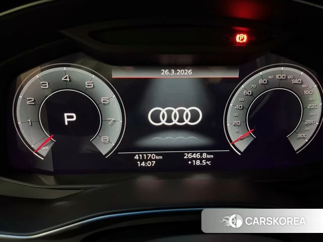 Audi A6L 2022 Черный из Китая, фото 3