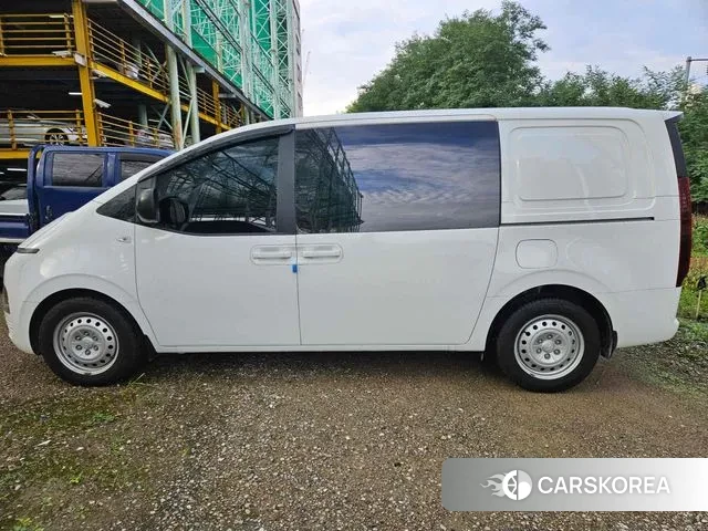 Hyundai Staria id 3159192 из Кореи 8