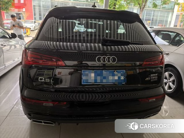 Audi Q5L 2024 Черный из Китая, фото 3