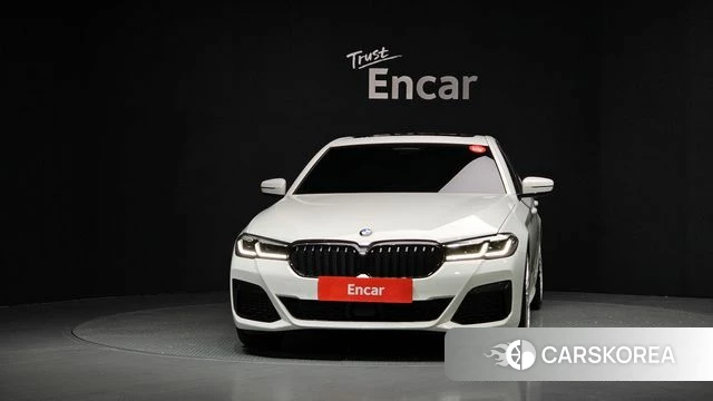 BMW 5 Series (G30) id 3865166 из Кореи 13