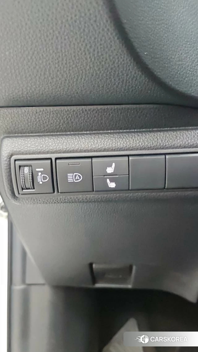 Toyota Corolla id 4359331 из Китая 9