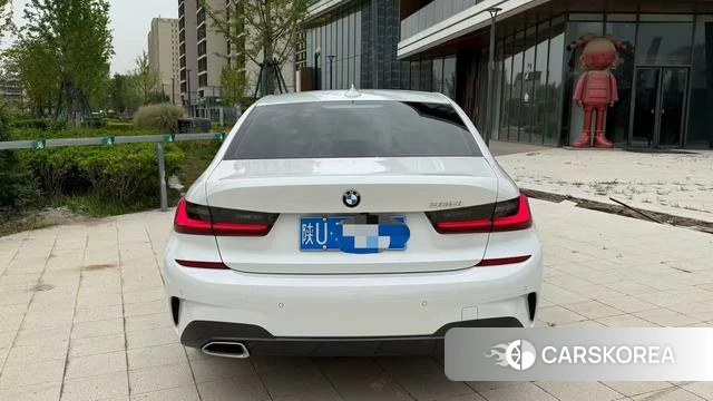 BMW 3 series 2022 Белый из Китая, фото 3