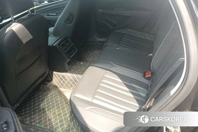 Volkswagen Passat id 4276369 из Китая 10